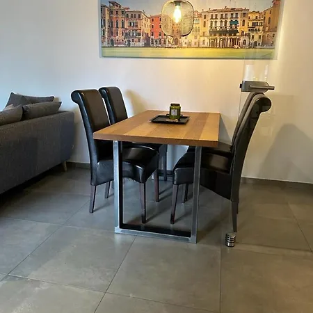 Fewo Am Citybogen Apartmán